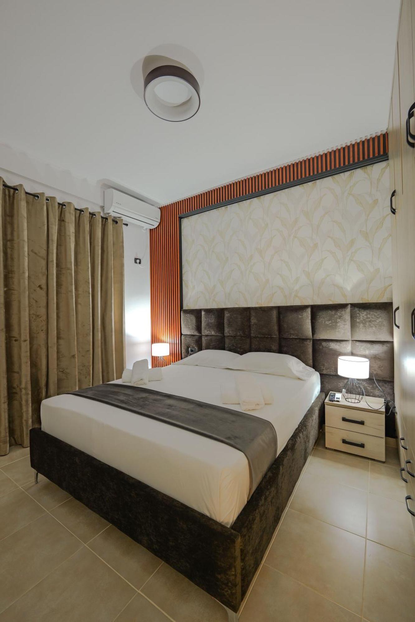 Sunny Apts Apartament Saranda