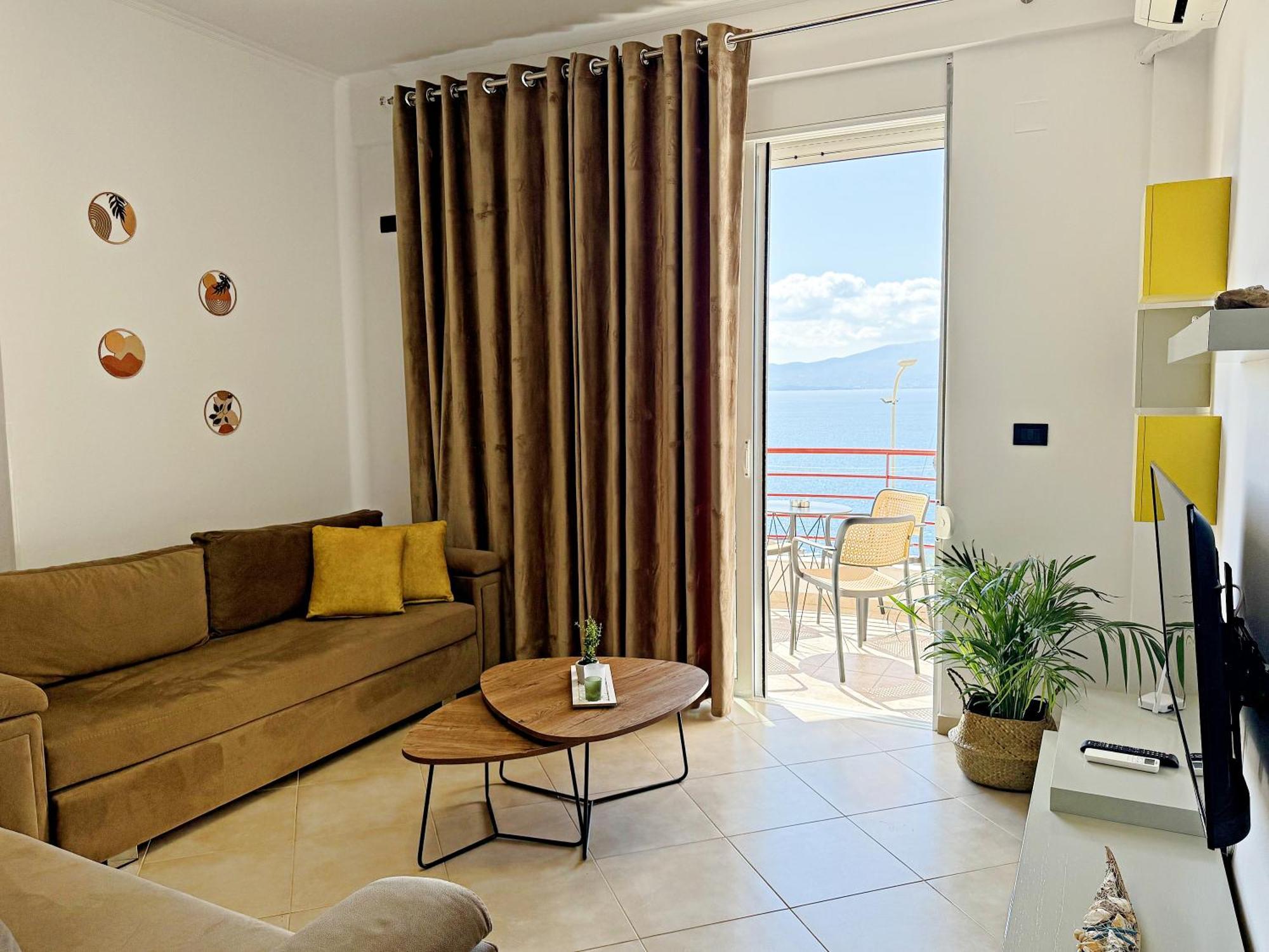 Sunny Apts Saranda