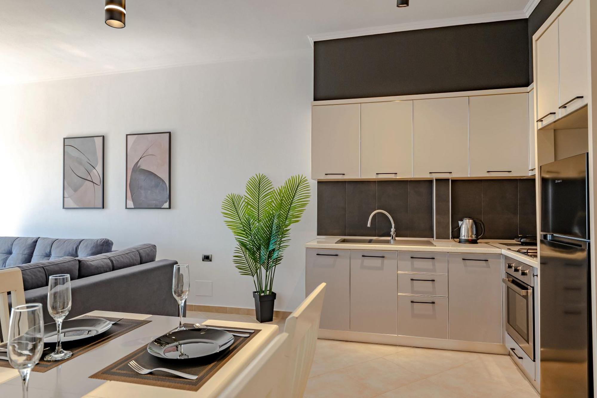 Apartment Sunny Apts Sarande