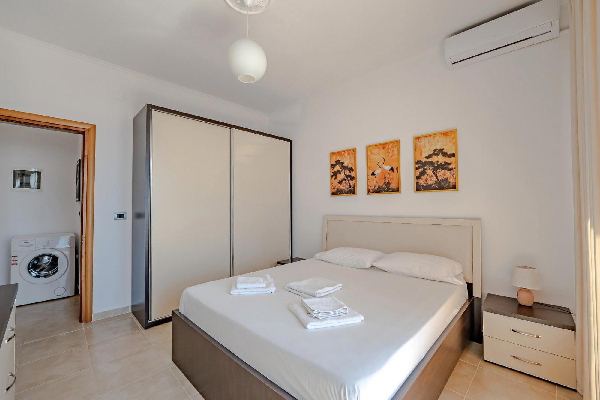 Sunny Apts * Sarande